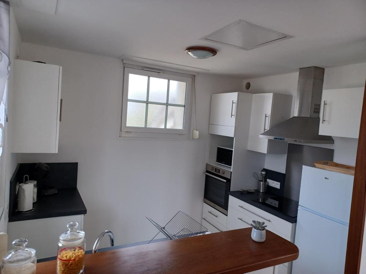 Maison Face Au Mont Avec Exterieur Avranches Luaran gambar